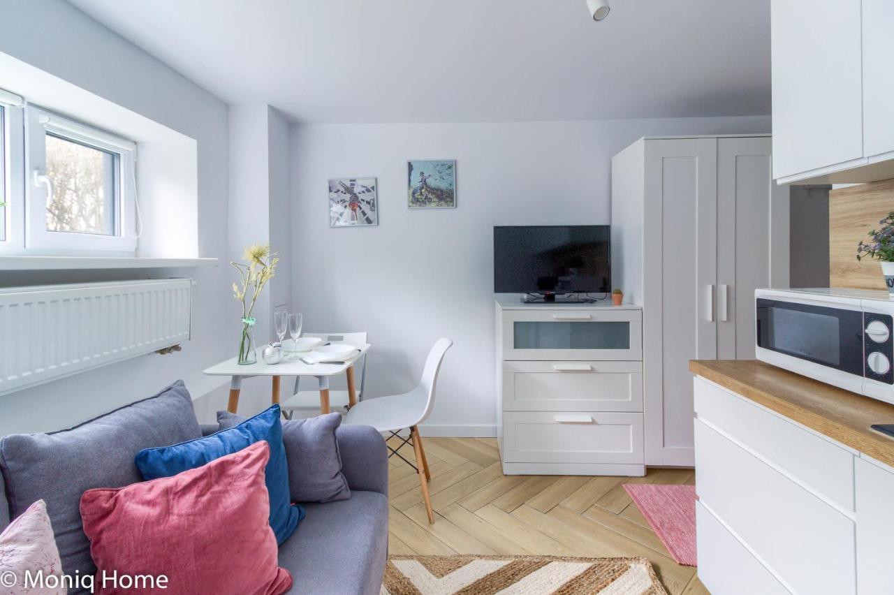 M&R Apartament Smart&Bright Batorego 16, Netflix, Free Wifi, Metro I Park Pole Mokotowskie, Stodola, Self Check-In, 5 Minut Od Centrum Warschau Exterior foto