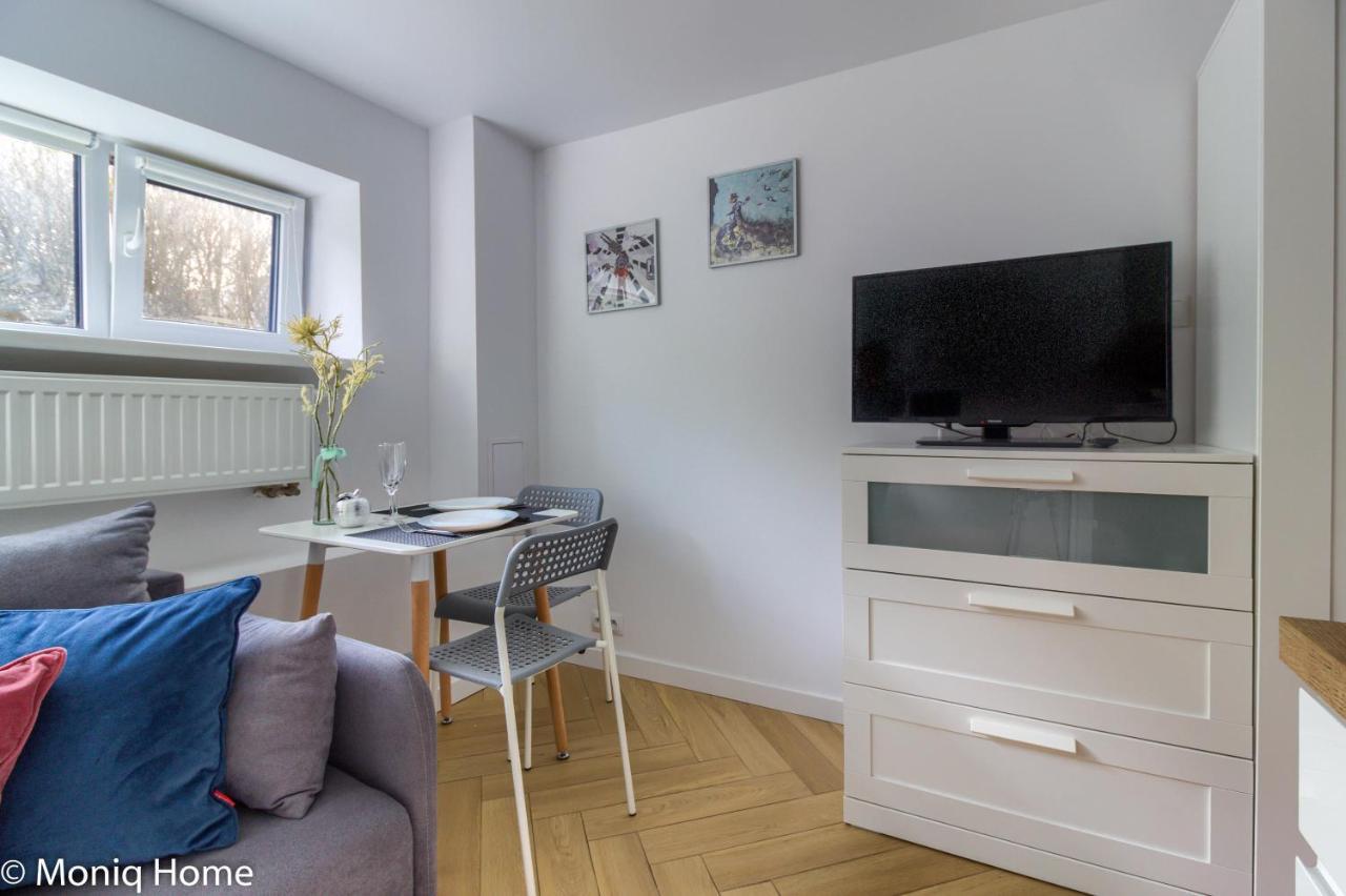 M&R Apartament Smart&Bright Batorego 16, Netflix, Free Wifi, Metro I Park Pole Mokotowskie, Stodola, Self Check-In, 5 Minut Od Centrum Warschau Exterior foto